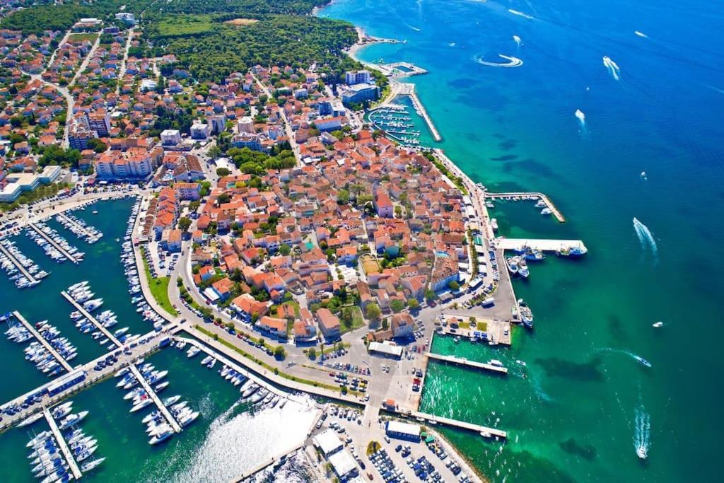 Casa Blanca, Biograd Na Moruアパートメント エクステリア 写真
