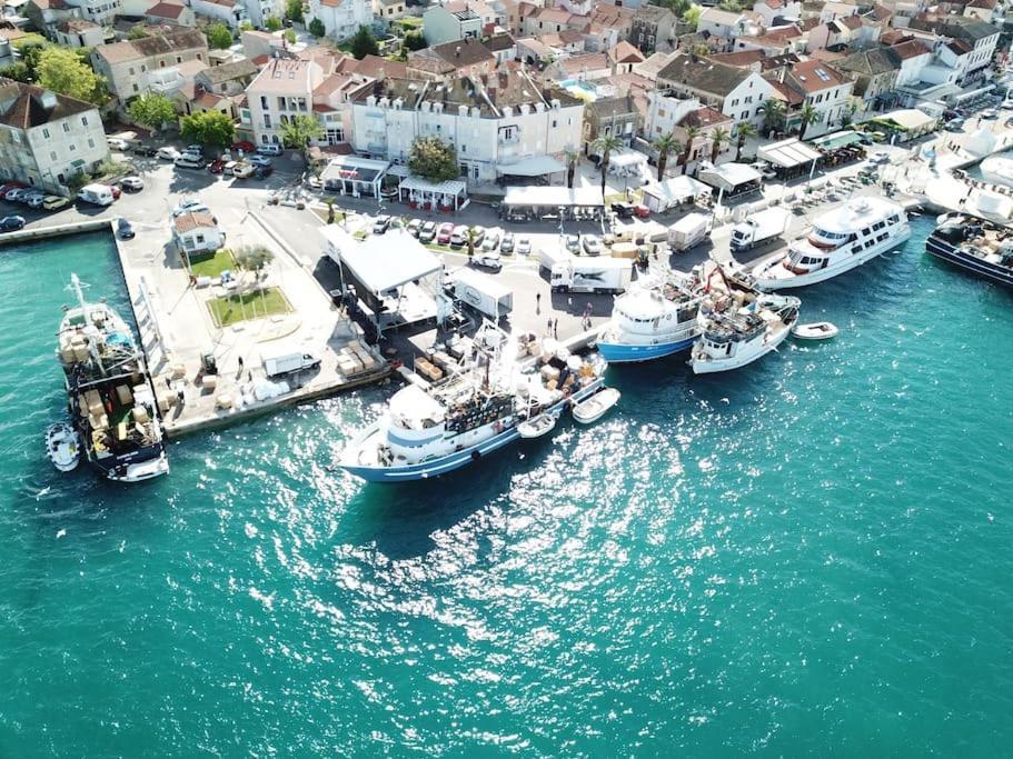 Casa Blanca, Biograd Na Moruアパートメント エクステリア 写真