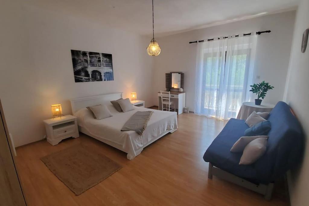 Casa Blanca, Biograd Na Moruアパートメント エクステリア 写真