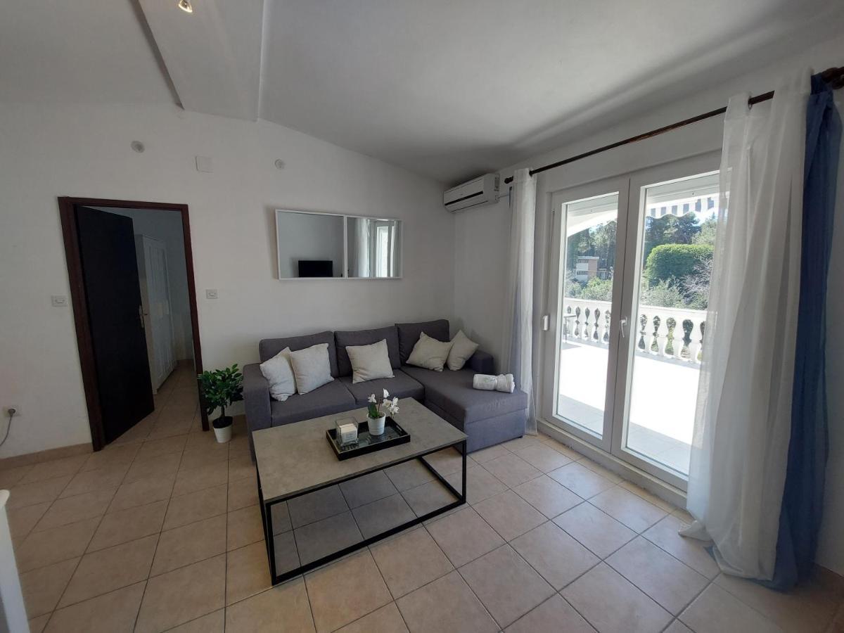 Casa Blanca, Biograd Na Moruアパートメント エクステリア 写真