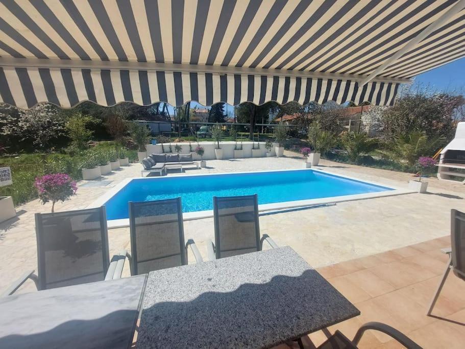 Casa Blanca, Biograd Na Moruアパートメント エクステリア 写真
