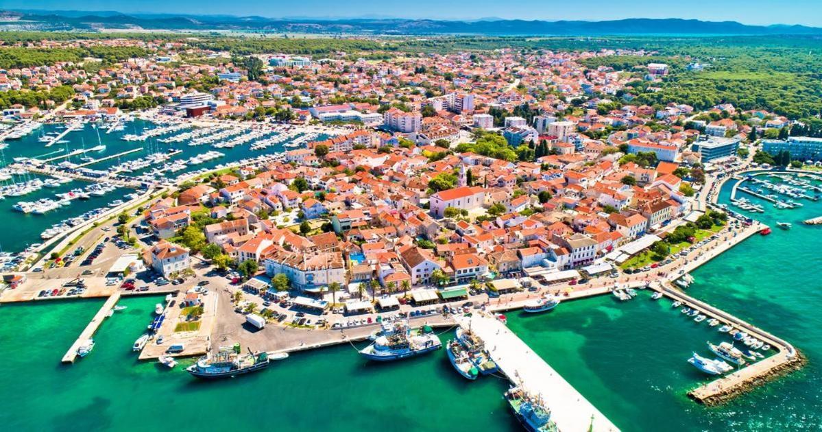 Casa Blanca, Biograd Na Moruアパートメント エクステリア 写真