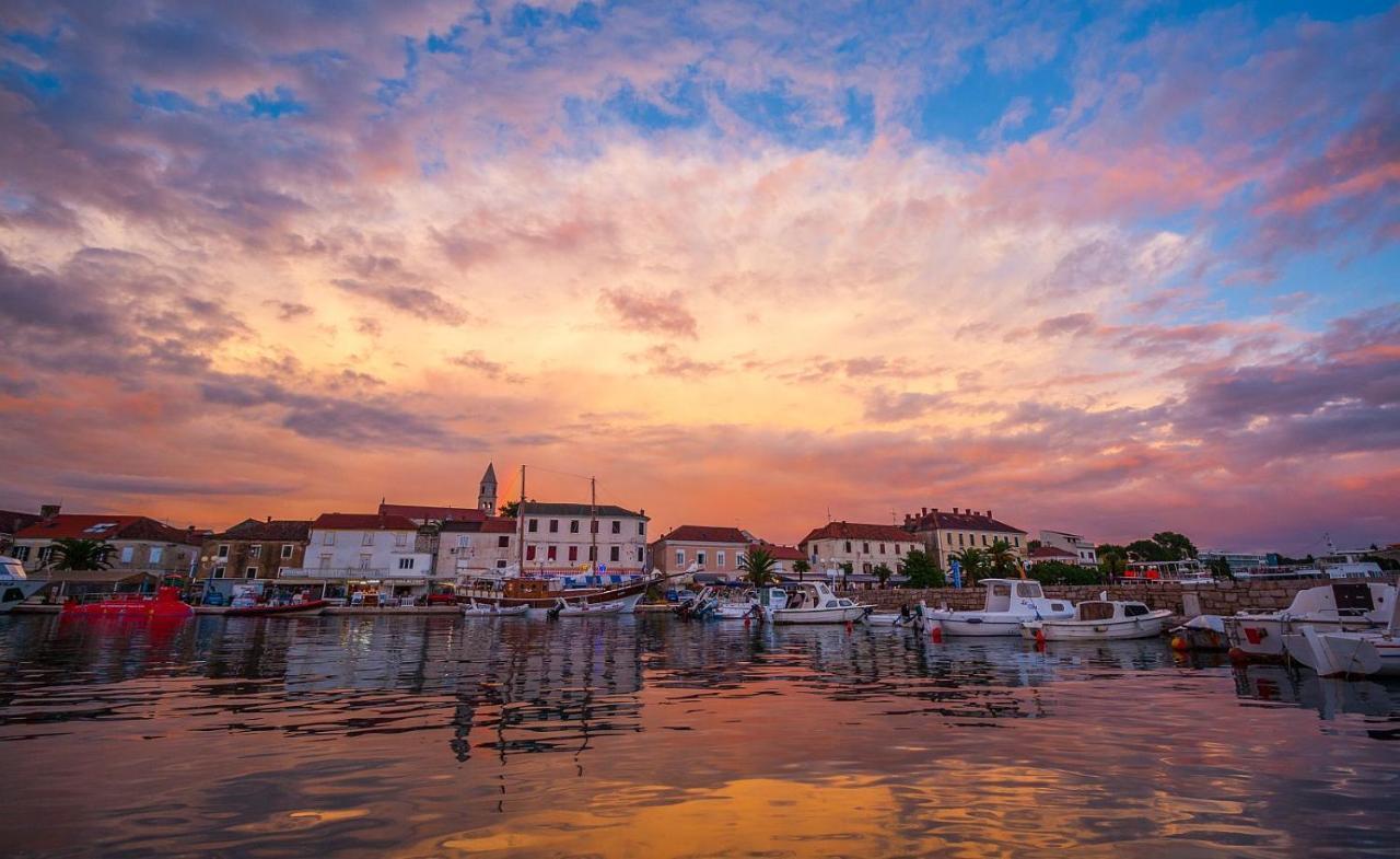 Casa Blanca, Biograd Na Moruアパートメント エクステリア 写真